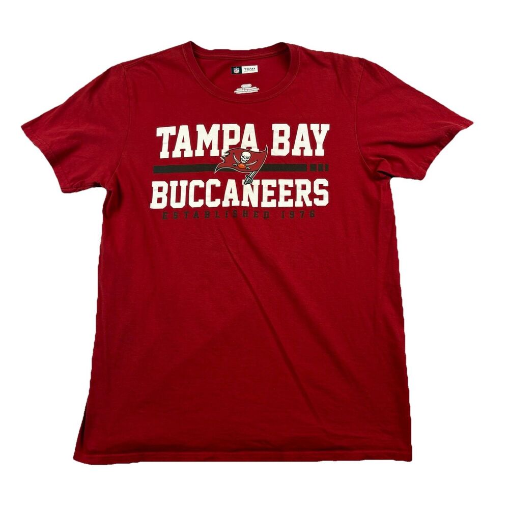 Tampa Bay Buccaneers NFL T Shirt Mens M Red Short Sleeve